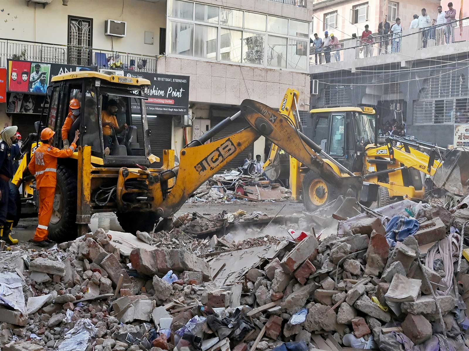 10 police teams formed to nab Satya Niketan building owner Hariram