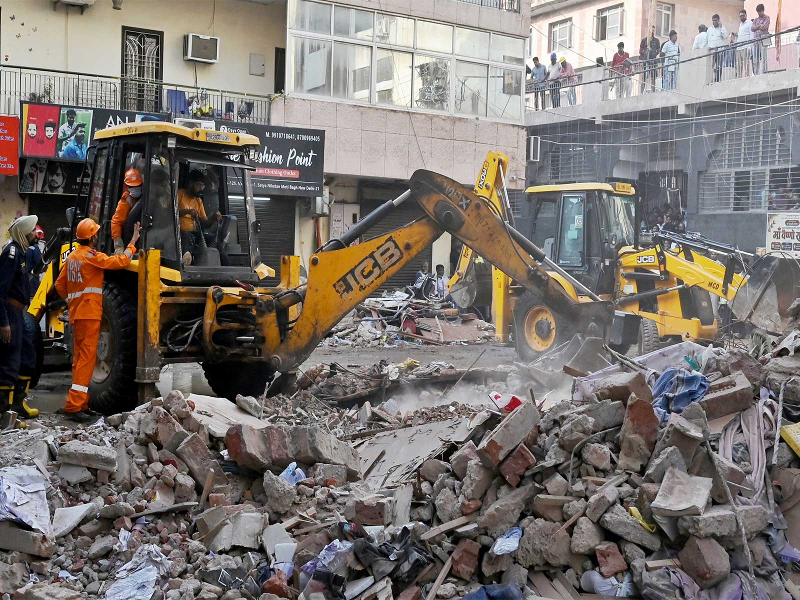Delhi Govt cracks whip, 5 MCD officials suspended after Satya Niketan building collapse