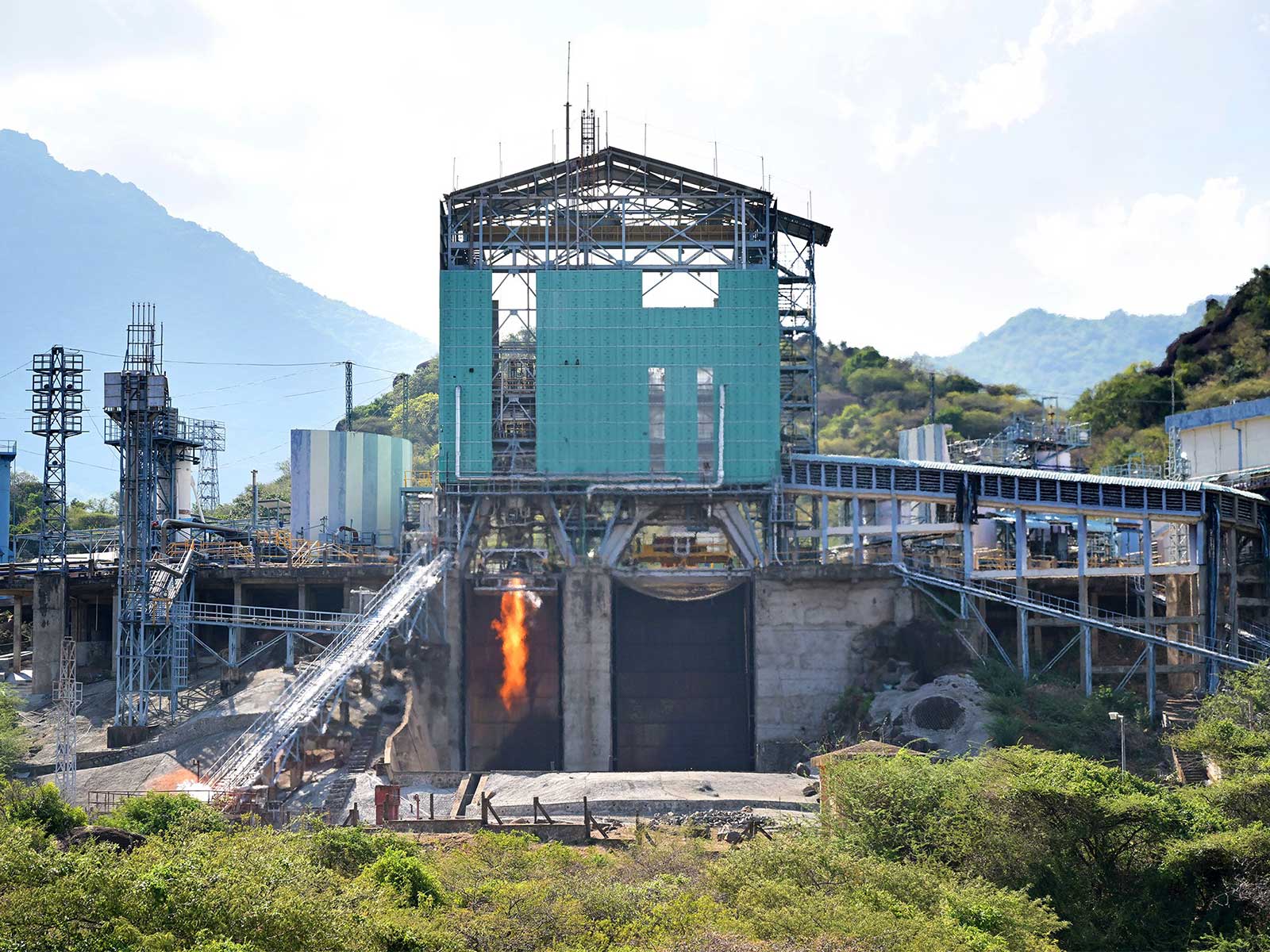 ISRO successfully tests CE20 cryogenic engine at uprated 220 kN thrust, boosts LVM3 payload capability