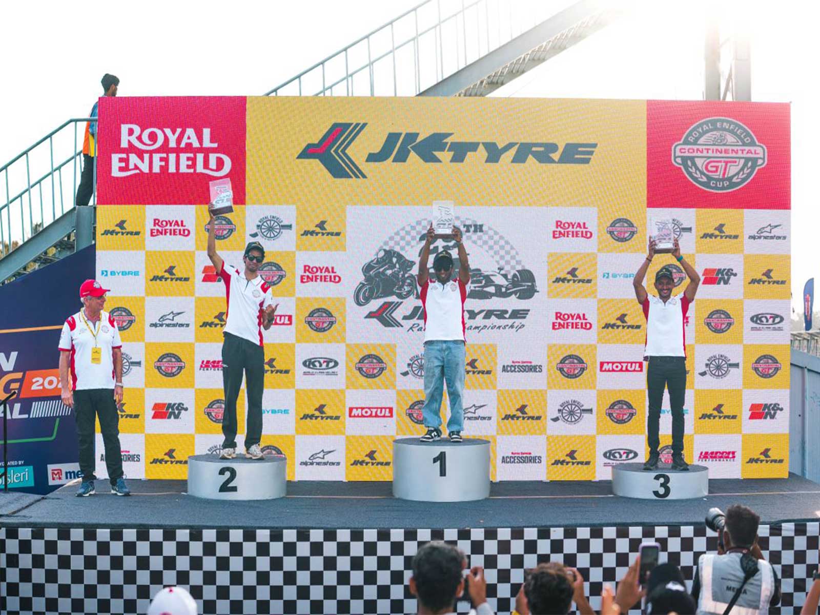 Royal Enfield Continental GT Cup 2026 kicks off with thrilling action in Coimbatore