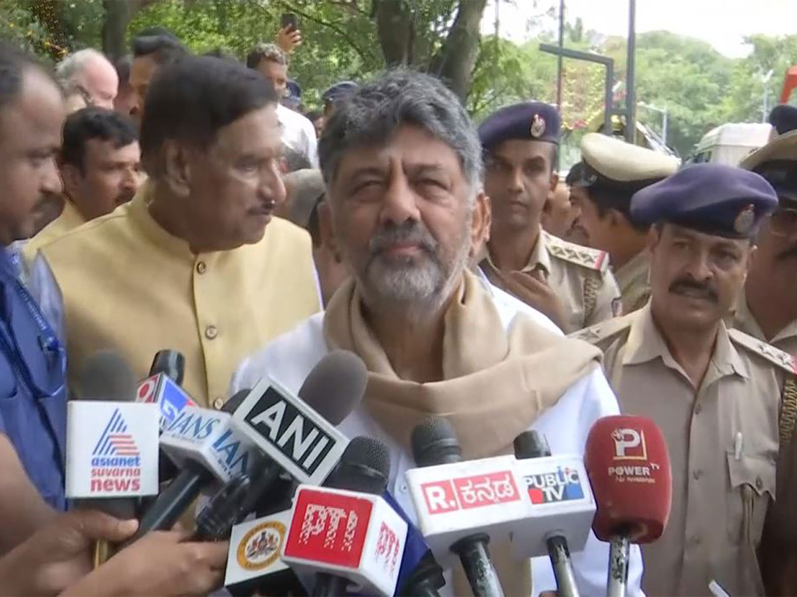 "No need for political protests...": DK Shivakumar assures support to farmers amid decreasing rainfall in Karnataka