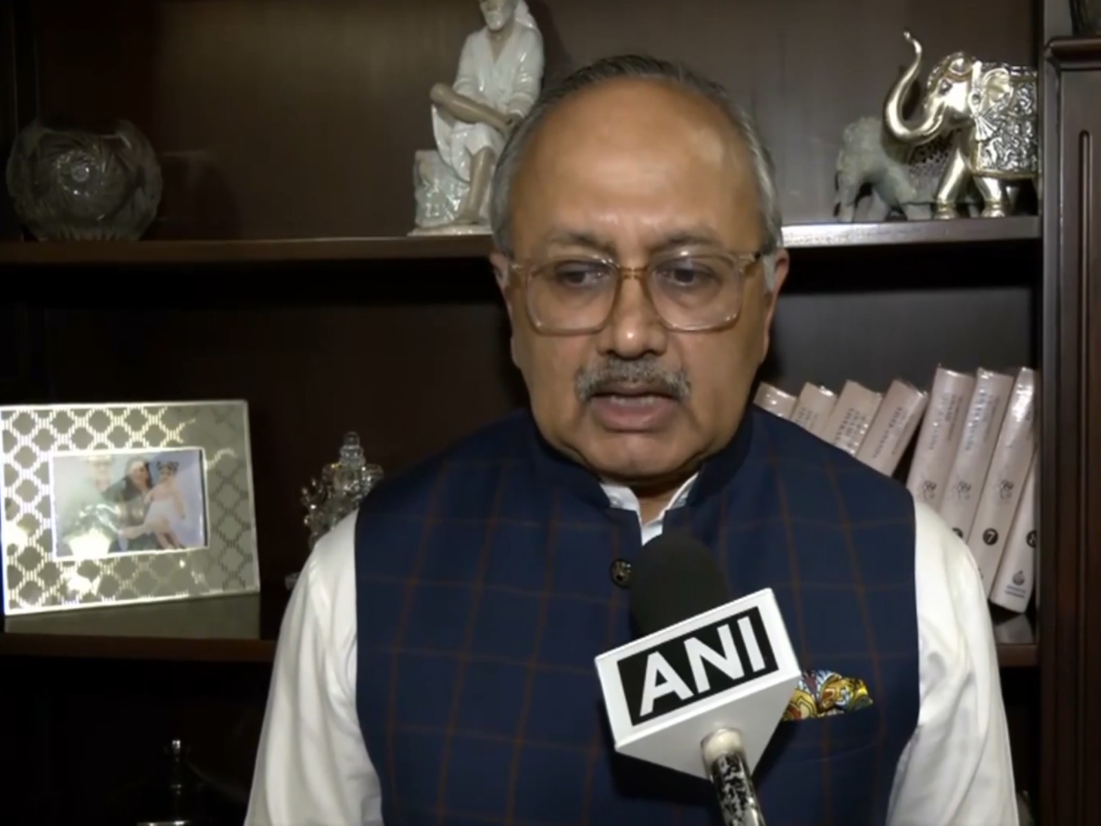 "Mungeri Lal's dreams": BJP leader Siddharth Nath Singh slams Akhilesh Yadav over farmer promises, Lohia Trust takeover