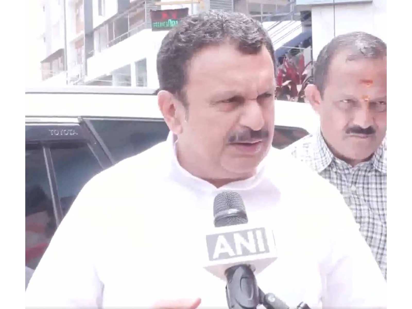 "Not a raid against any channel": Keralam Health Minister K Muraleedharan clarifies SIT action in Messi event case