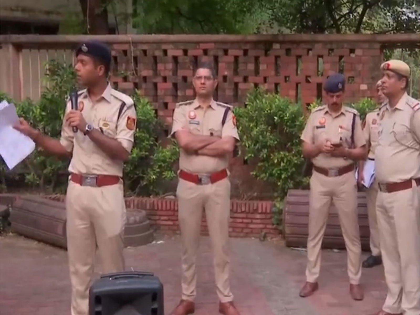 Delhi: Police steps up security across North Campus as DUSU polling begins