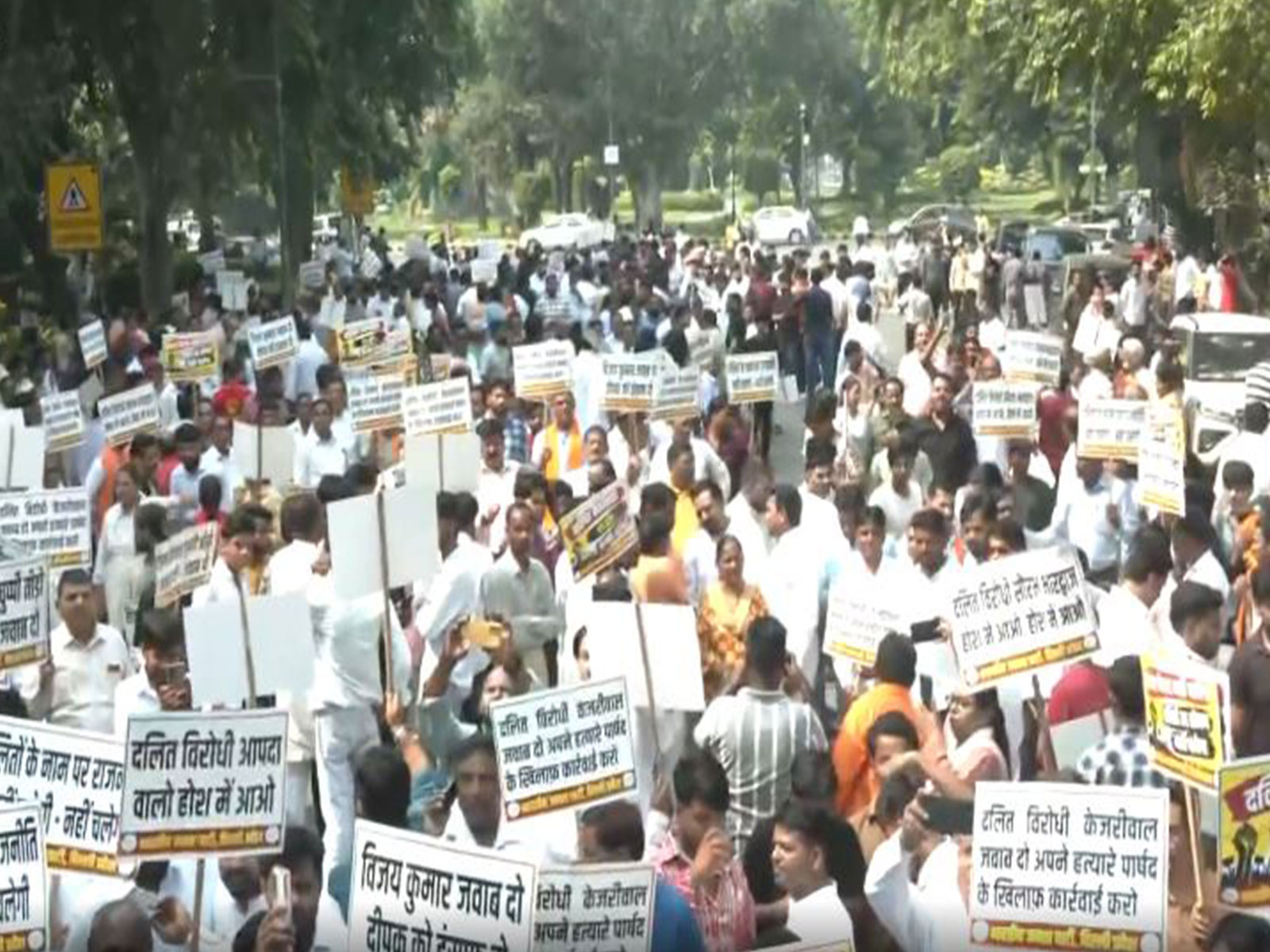 Delhi: BJP protests outside AAP office demanding expulsion, arrest of councillor Vijay Kumar over MCD sanitation worker’s suicide