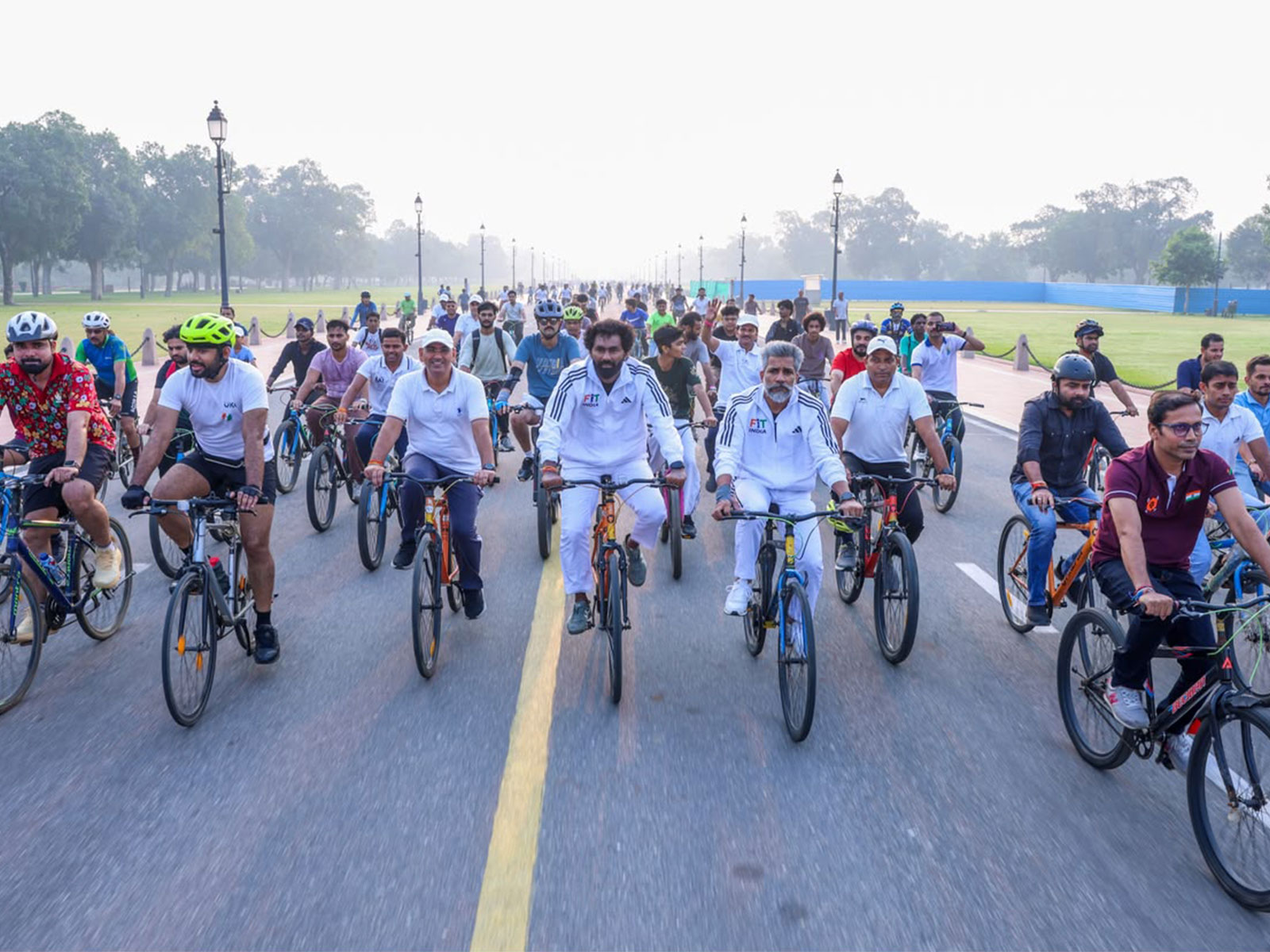 Journalists pedal for fitness at 91st 'Sundays on Cycle' in Delhi