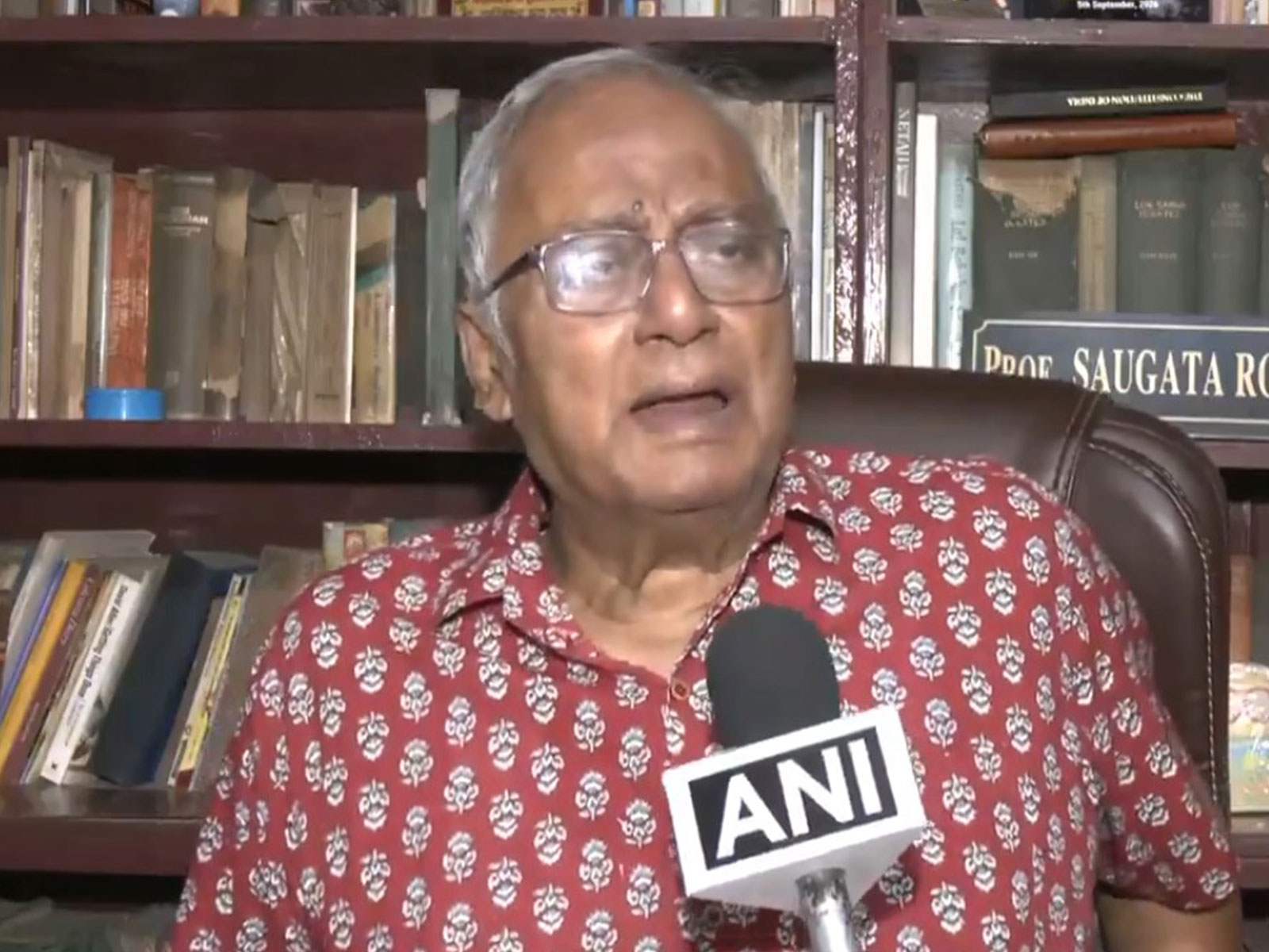 "No insult made; there should be room for humour in politics": TMC's Saugata Roy on Rahul Gandhi's PM Modi mimicry row