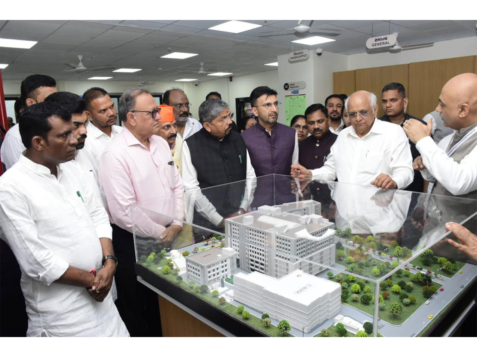 Gujarat Chief Minister Bhupendra Patel Inaugurates 317-Bed UNM Transitional Hospital in Vyara