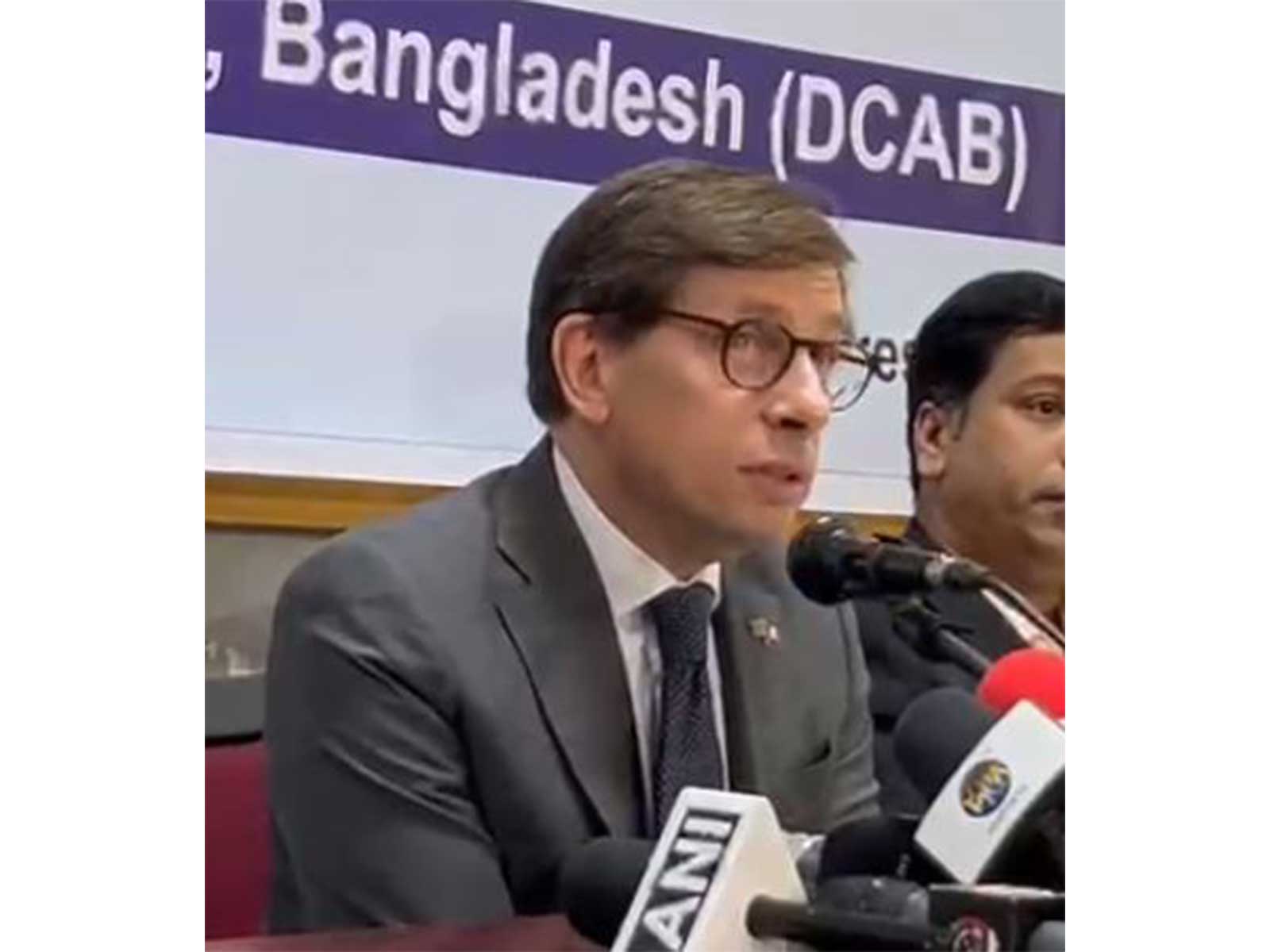 France calls for "third way" amid big-power rivalry, seeks to help South Asian partners like Bangladesh achieve strategic autonomy