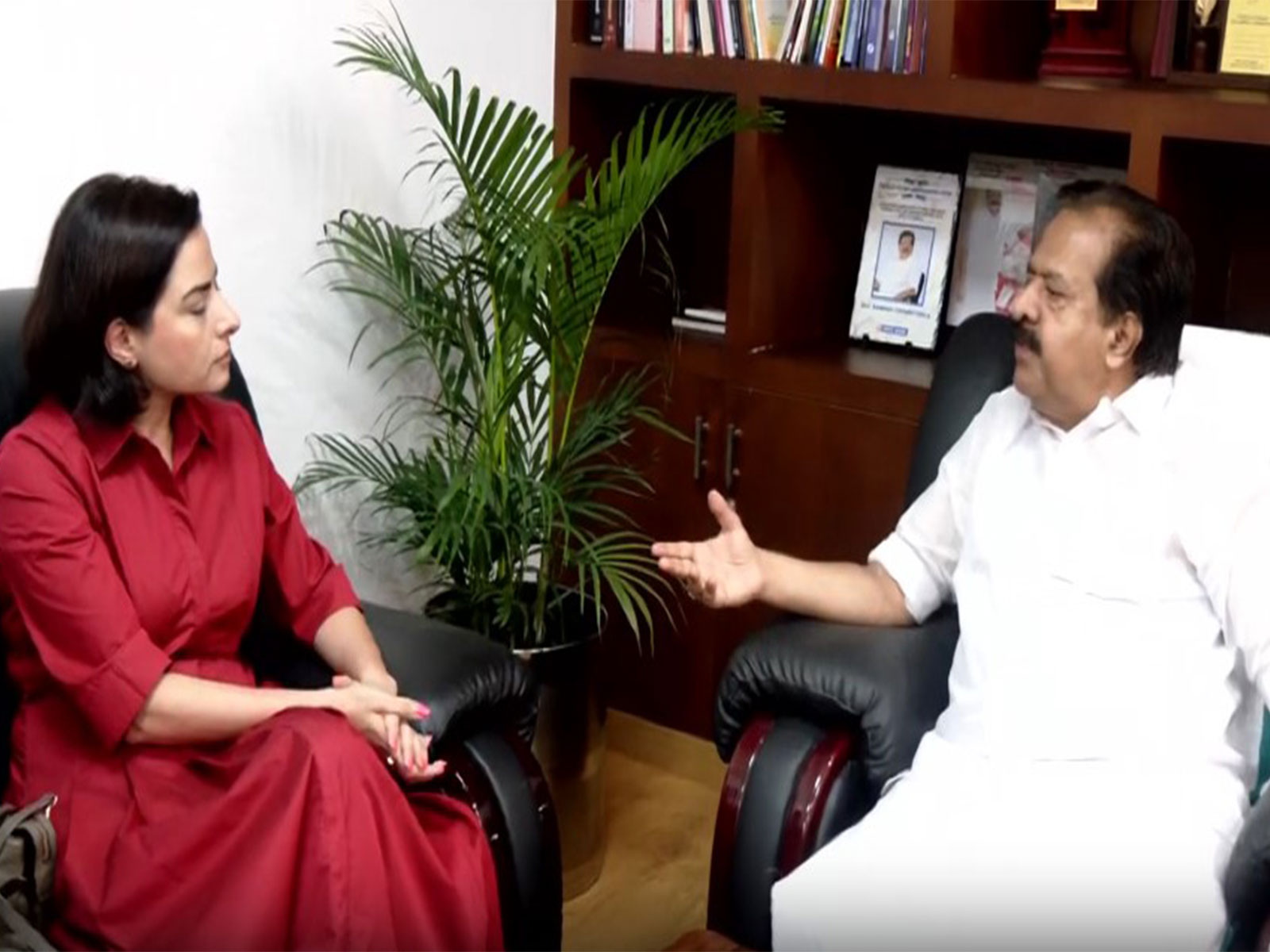 Australian Consul General in Chennai Silai Zaki meets Keralam HM Ramesh Chennithala