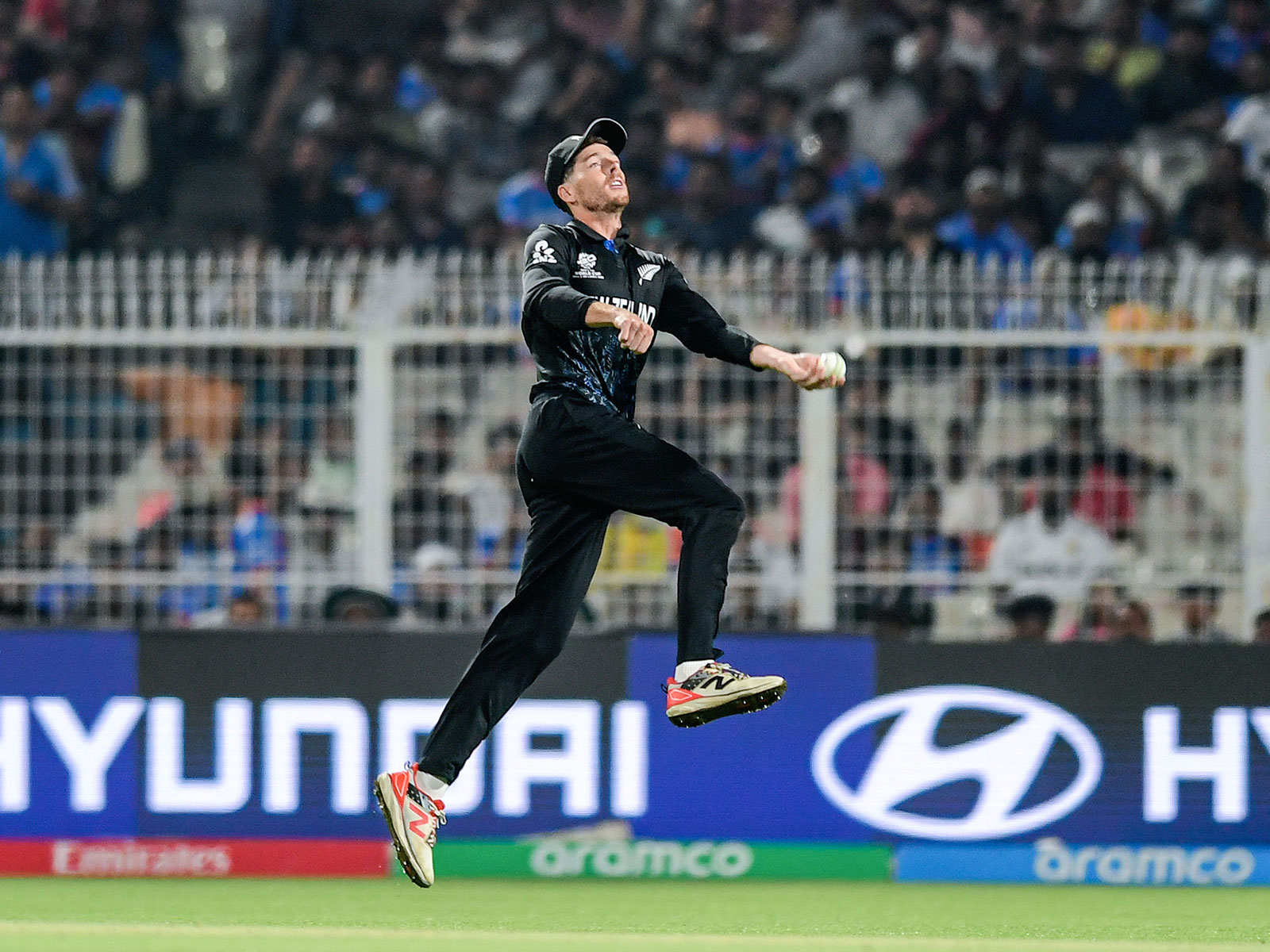 New Zealand announce 16-member T20I squad for India series, Santner to lead