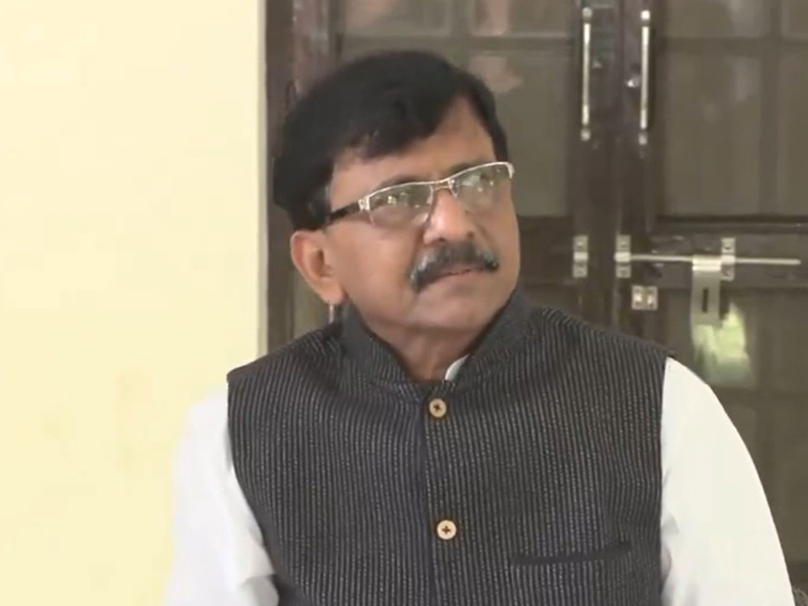 "Gyanesh Kumar should be suspended, legal action should be taken against him": Sanjay Raut targets CEC
