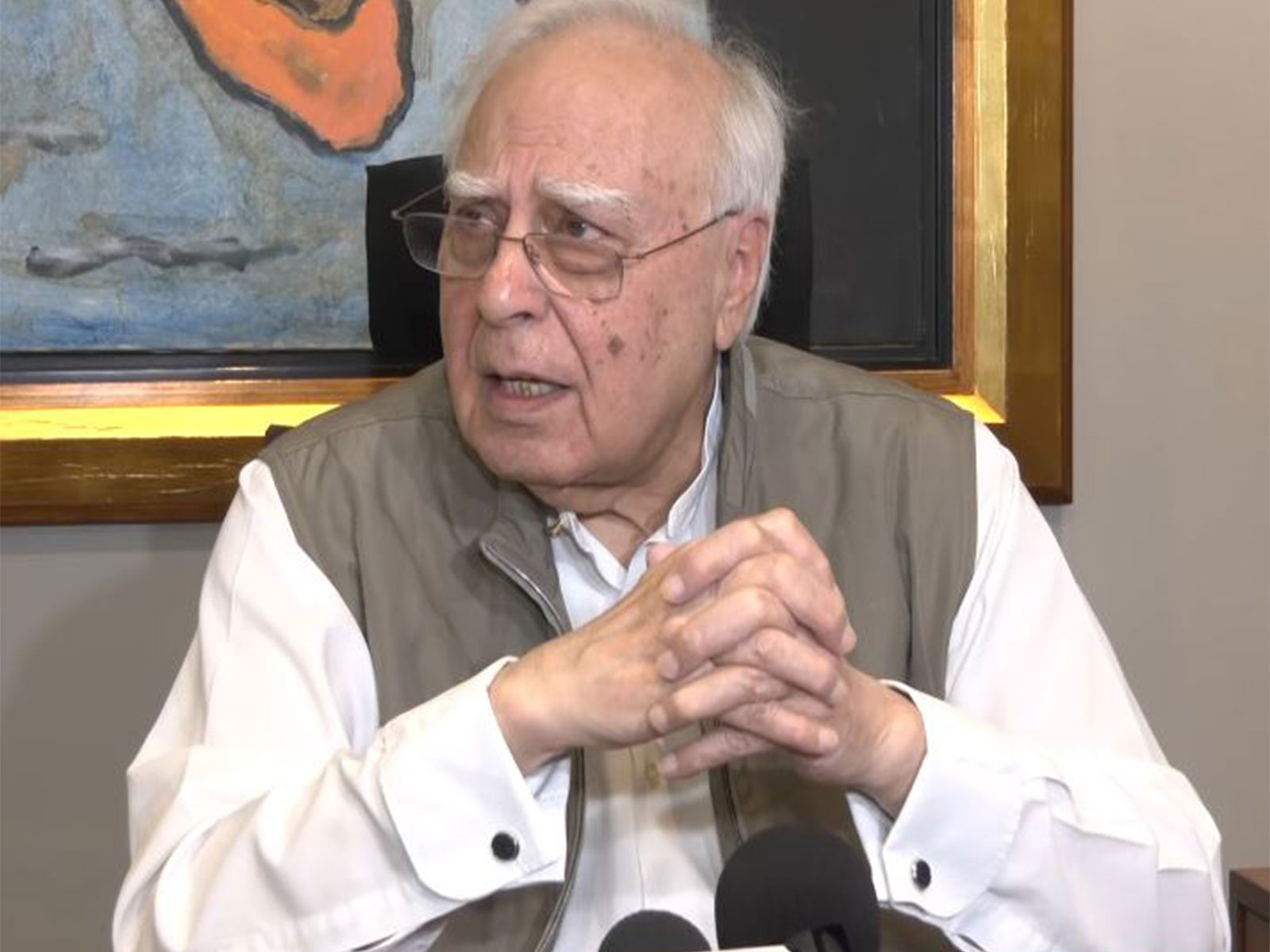 "Majority not with Gyanesh Kumar": Kapil Sibal demands suspension of CEC, halt to SIR process