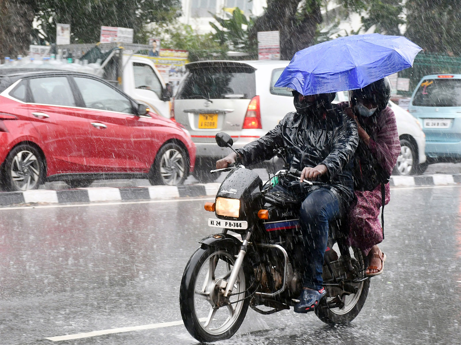 Rains lash Andhra Pradesh, triggering flood warnings across low-lying areas