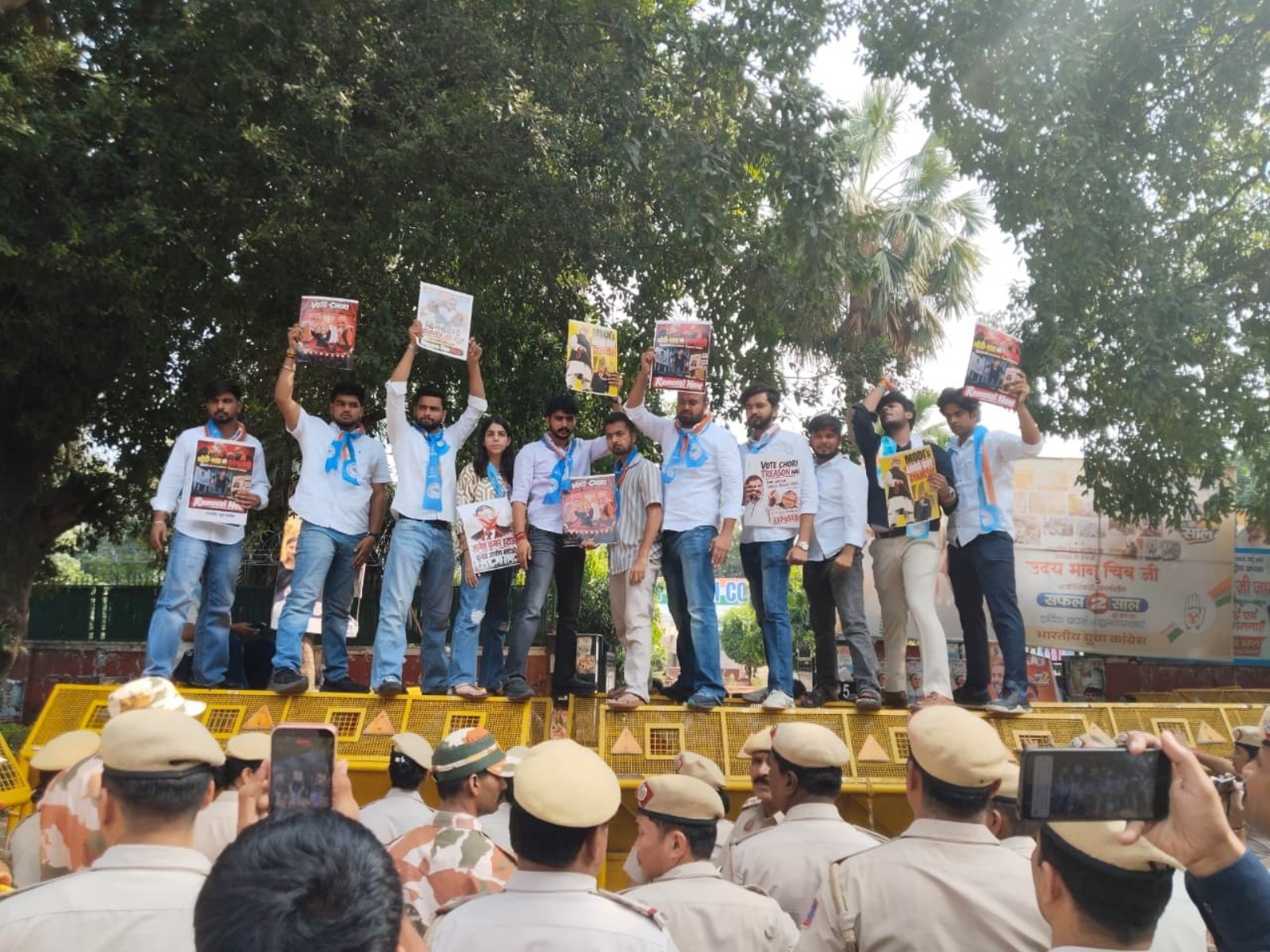 Delhi: NSUI stages protest against Election Commission of India