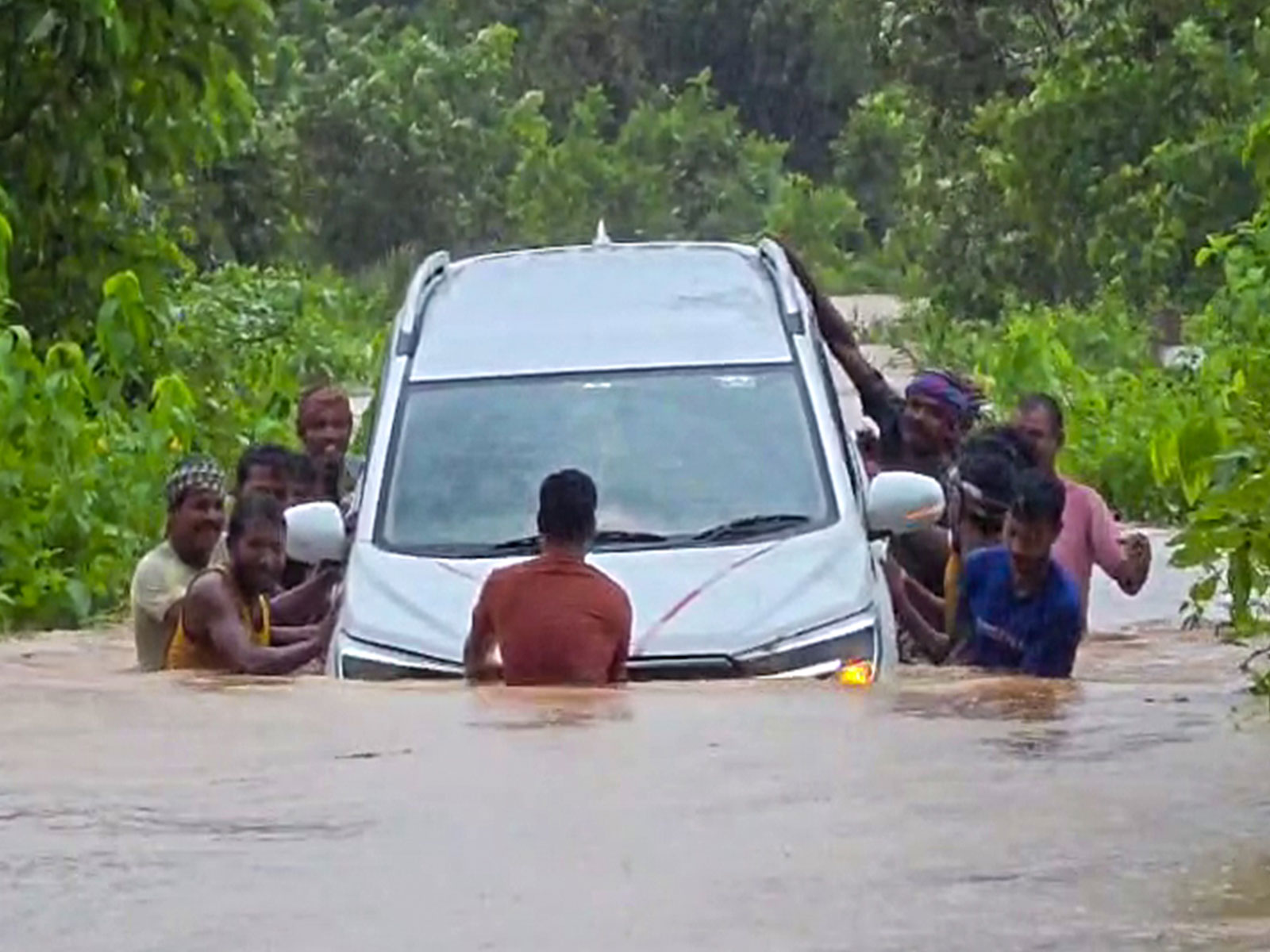 Flood crisis hits Odisha's Mayurbhanj: 20 blocks affected, over 10,000 relocated