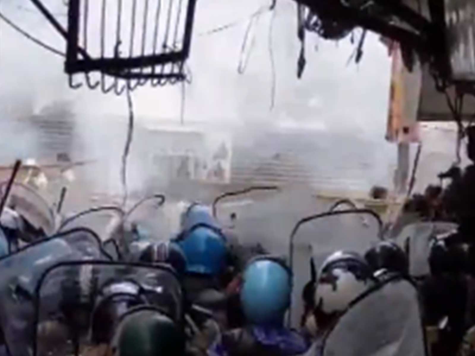 Ujjain: Protests continue amidst demolition of part of Shahi Masjid complex, police use tear gas to dispel mob