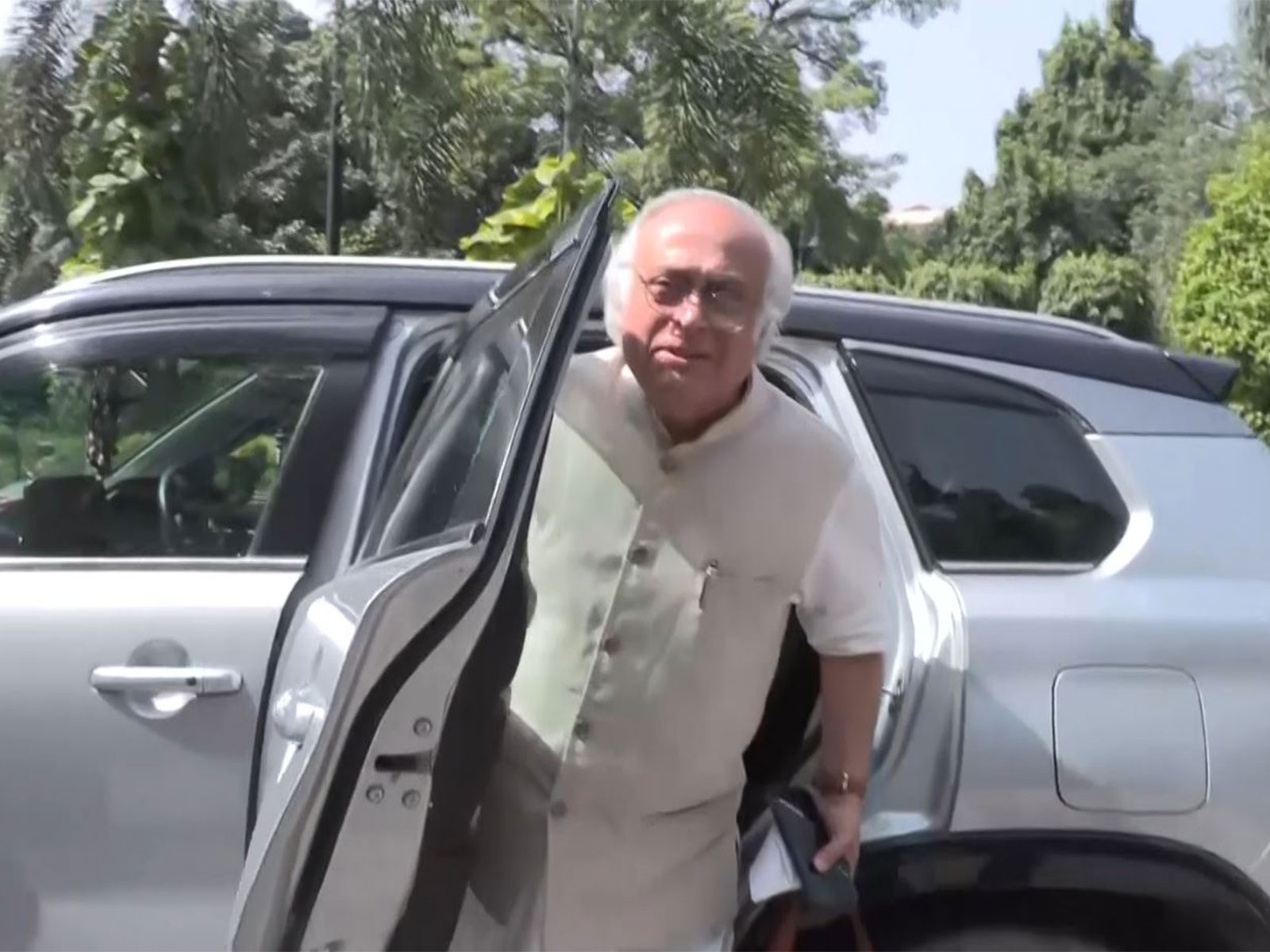 INDIA bloc leaders in Delhi for key meeting, allies call for CEC Gyanesh Kumar’s resignation