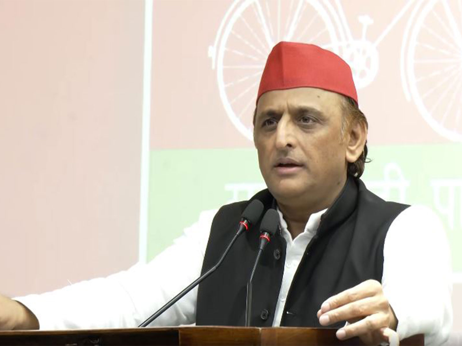 Akhilesh Yadav promises free irrigation, timely payments for farmers if SP returns to power