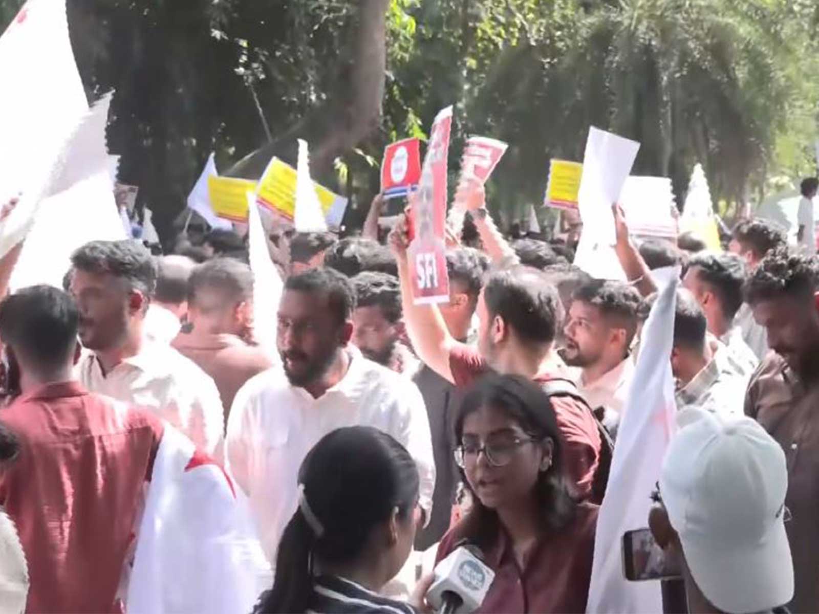 SFI, DYFI protest against EC at Jantar Mantar; CPI(M)'s MA Baby demands CEC's arrest, Brinda Karat seeks end to SIR