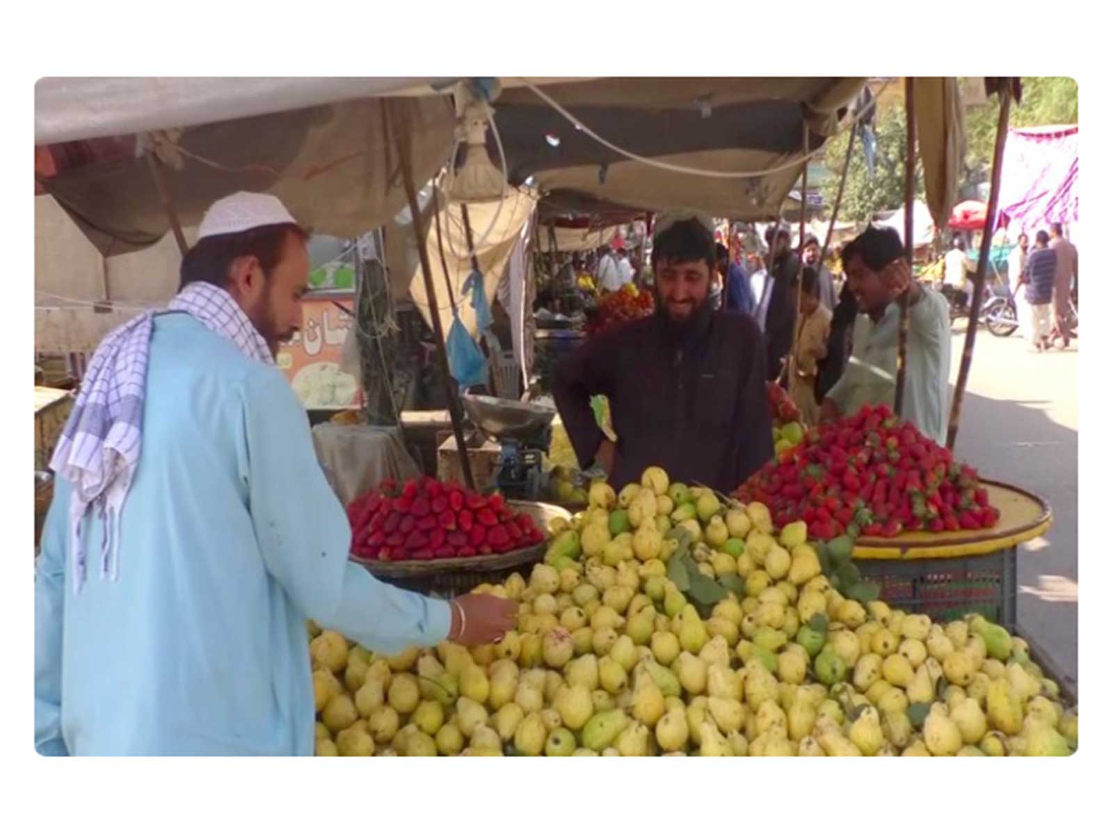 Household budgets under strain as inflation rises in Peshawar