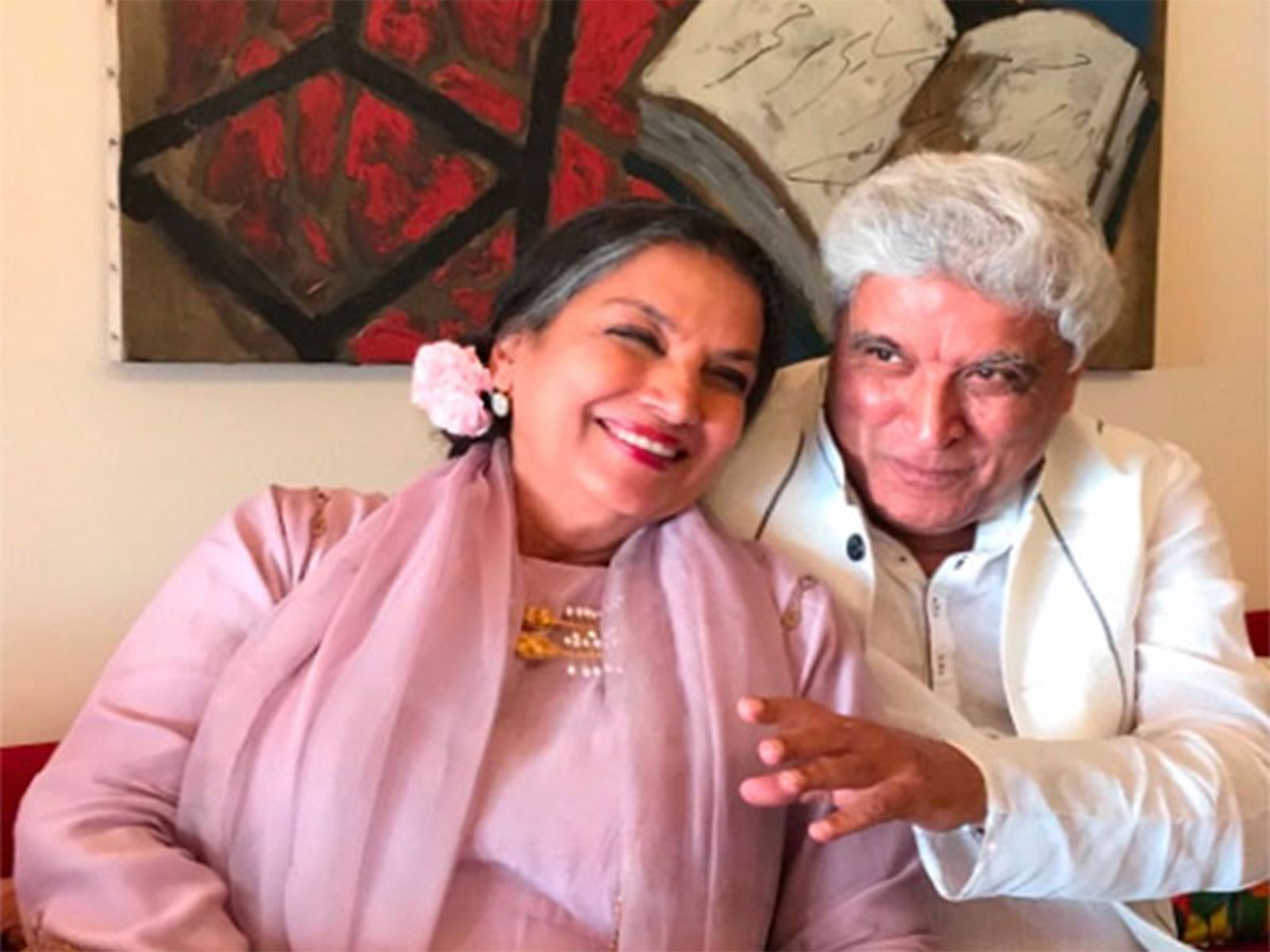 Javed Akhtar slept on footpath, had nothing to eat for 3 days: Recalls Shabana Azmi