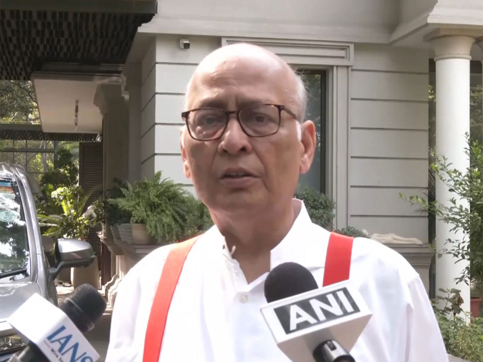 "Welcome courage to call a spade a spade": Congress' Abhishek Singhvi endorses Justice Bhuyan, Justice Nariman's view on right to vote