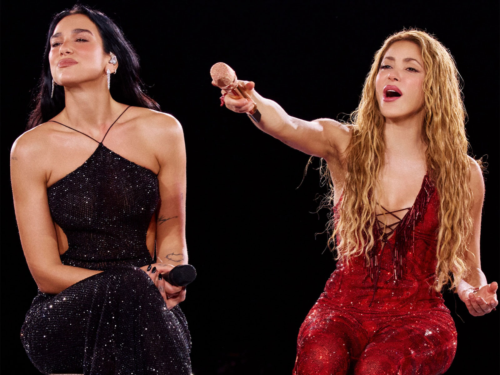 Dua Lipa joins Shakira onstage in Madrid for surprise acoustic duet of ‘Antología’