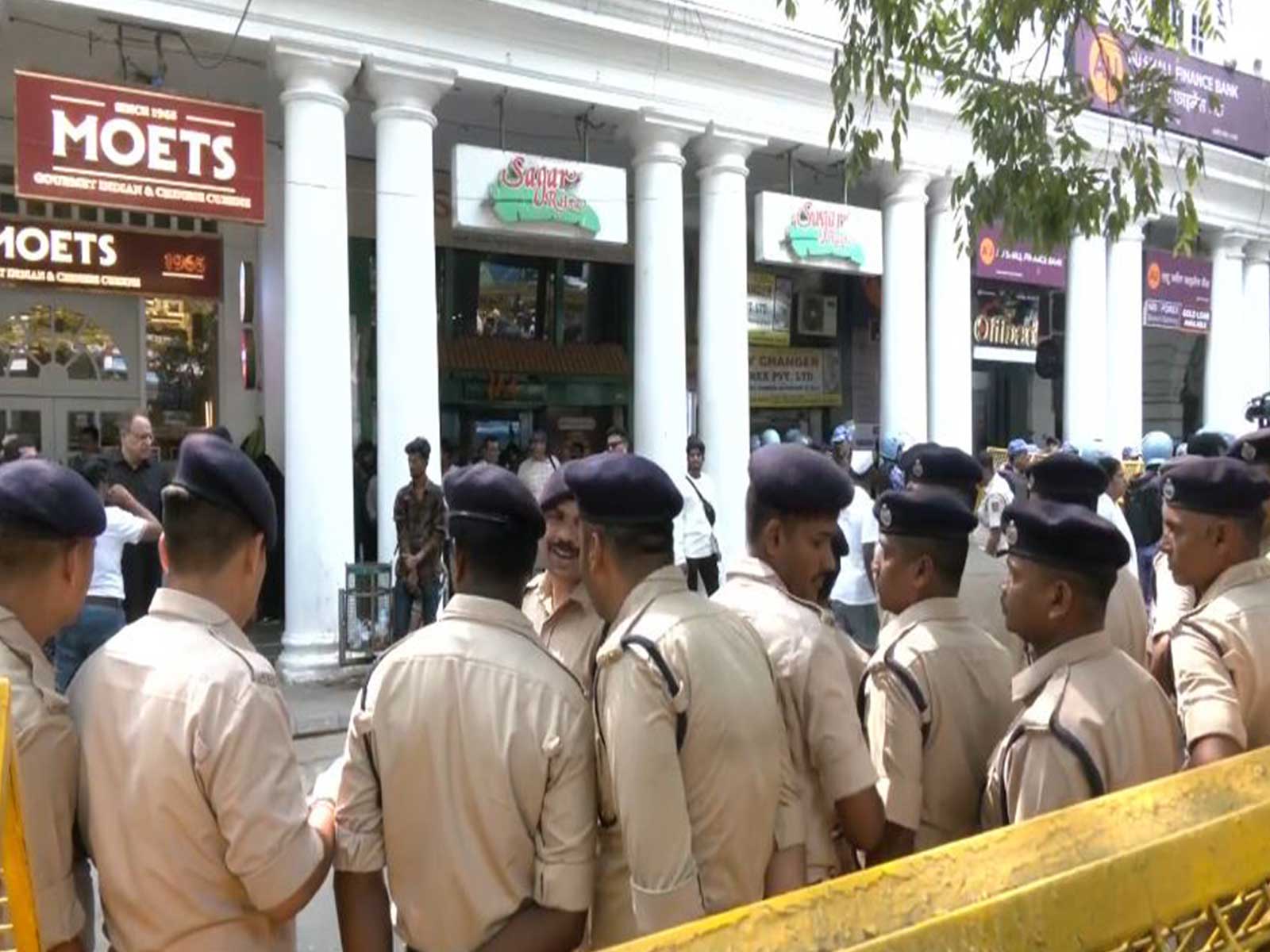 INDIA bloc MPs gather for second big meeting, to march to Rajghat in protest against CEC