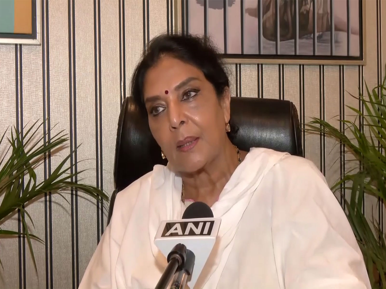 "What is left in our country today?": Congress' Renuka Chowdhury questions curbs on dissent ahead of CJP protest in Delhi
