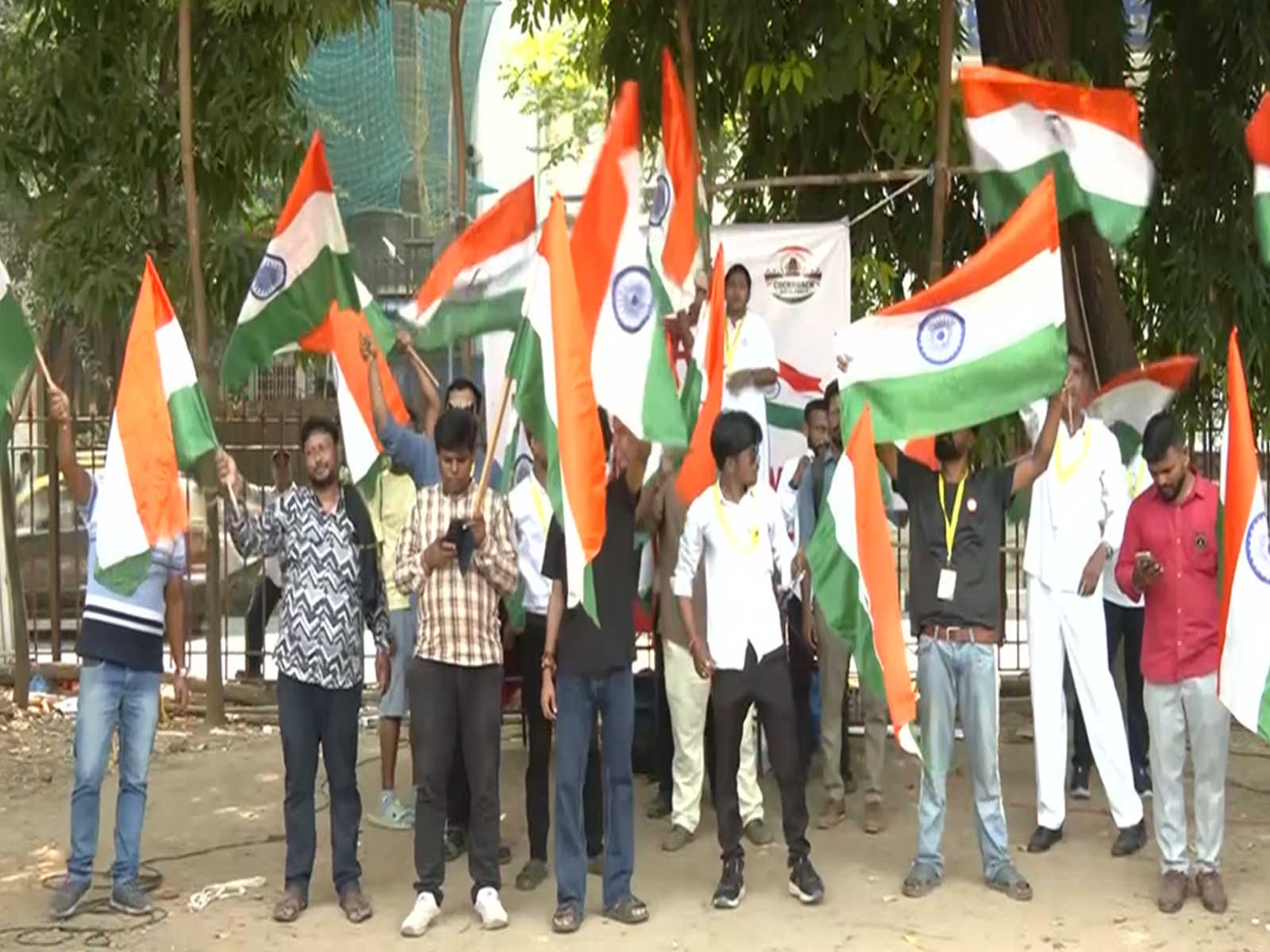 Maharashtra: Cockroach Janta Party holds peaceful “Lehra Do Tiranga” protest at Azad Maidan