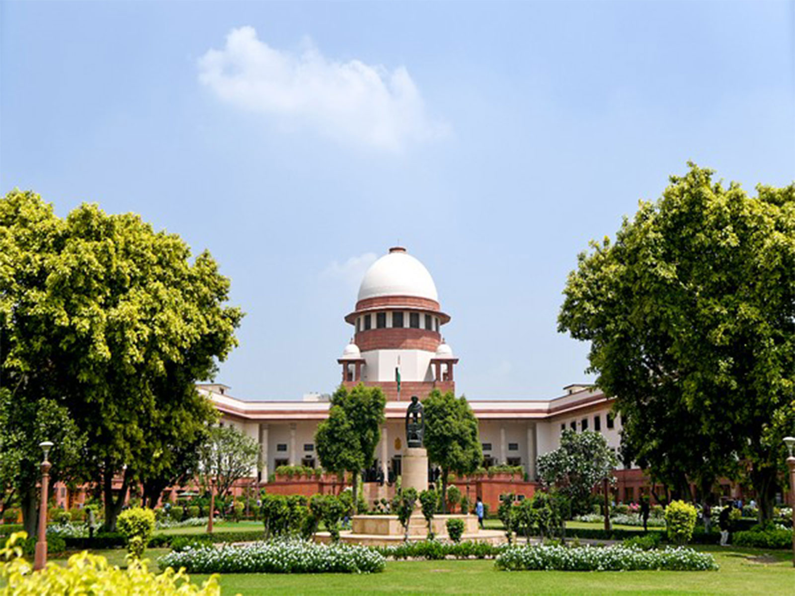 “Hope better sense will prevail”: SC as it declines urgent direction on plea against CJP protest at CP amid traders’ concerns