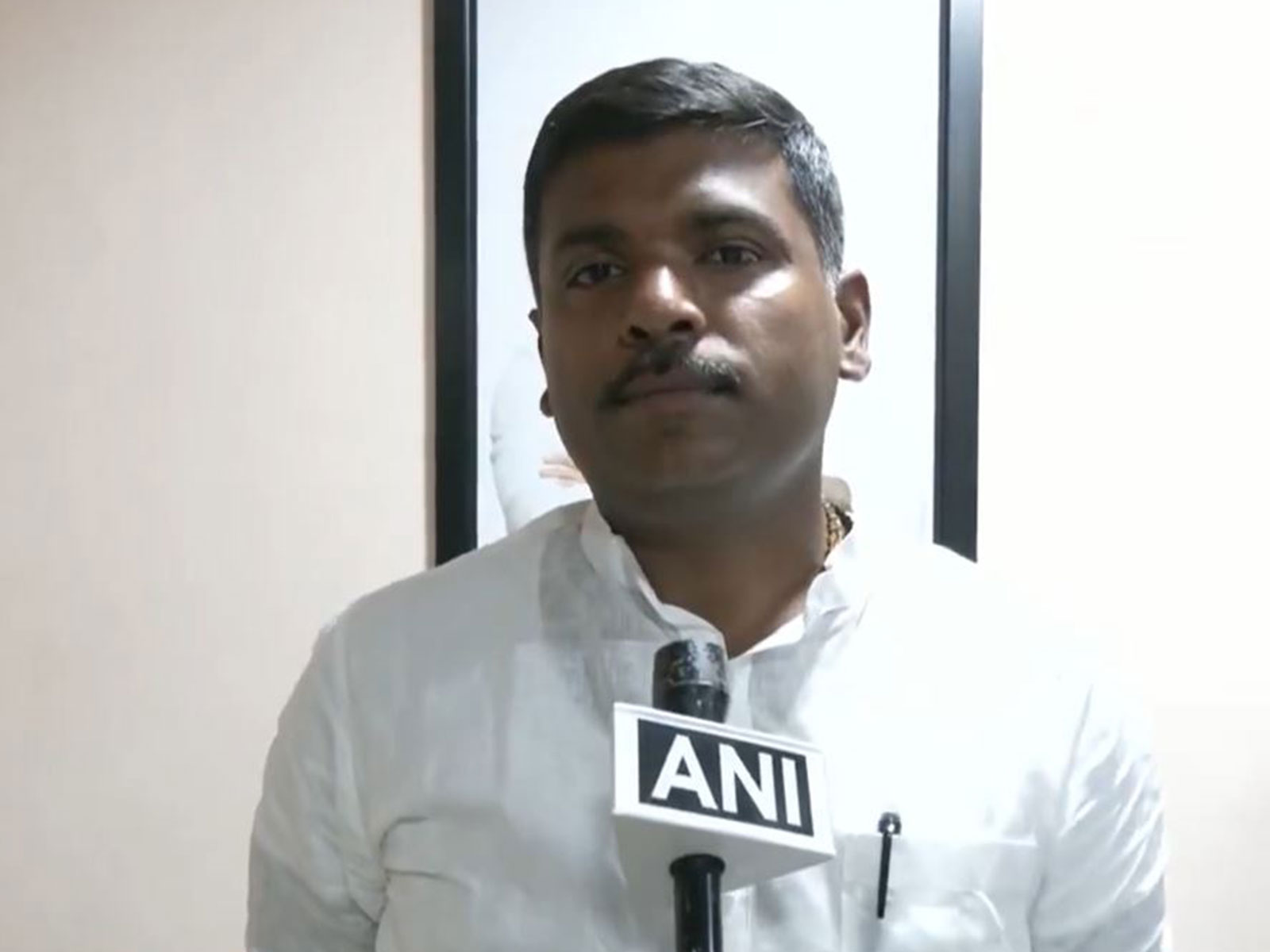 YSRCP alleges attacks on party leaders, vehicles in Andhra Pradesh ahead of local body polls