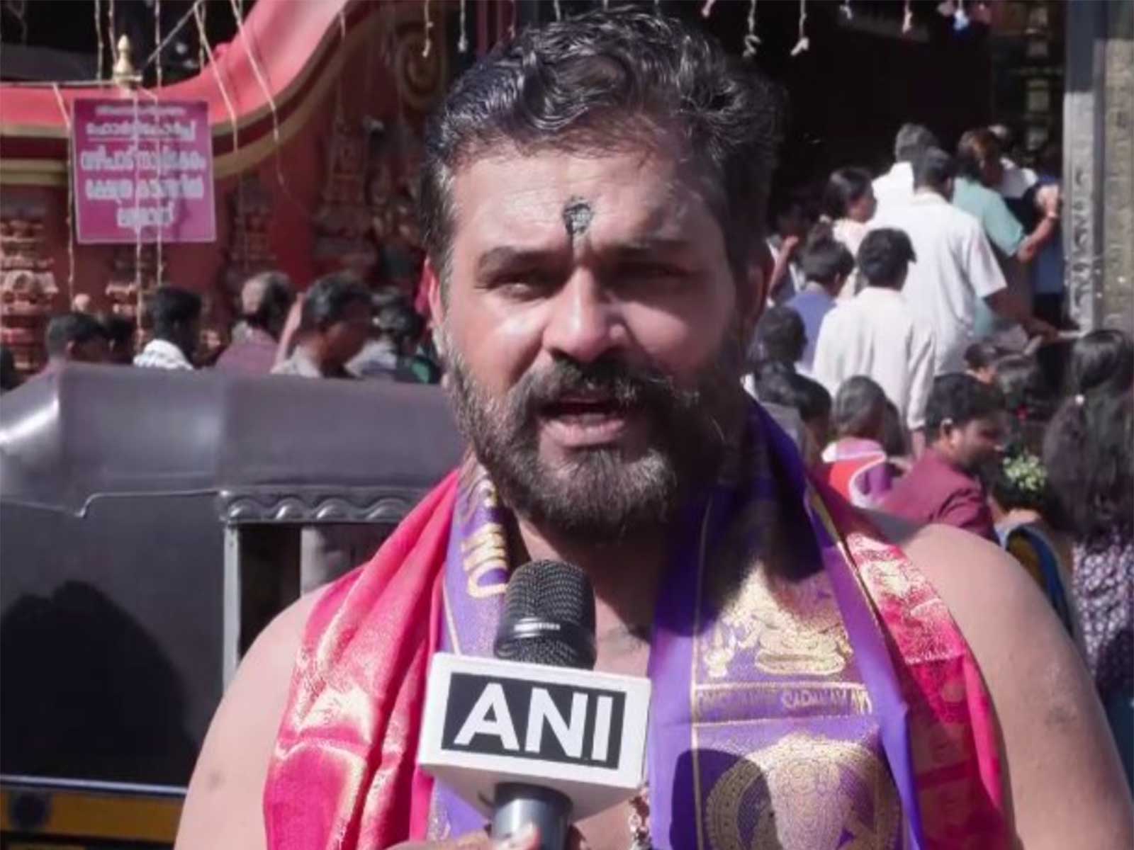 New Sabarimala Head Priest Areekkara Subramanian Sankaran Namboothiri (Photo/ANI) New Sabarimala Head Priest Areekkara Subramanian Sankaran Namboothiri (Photo/ANI)