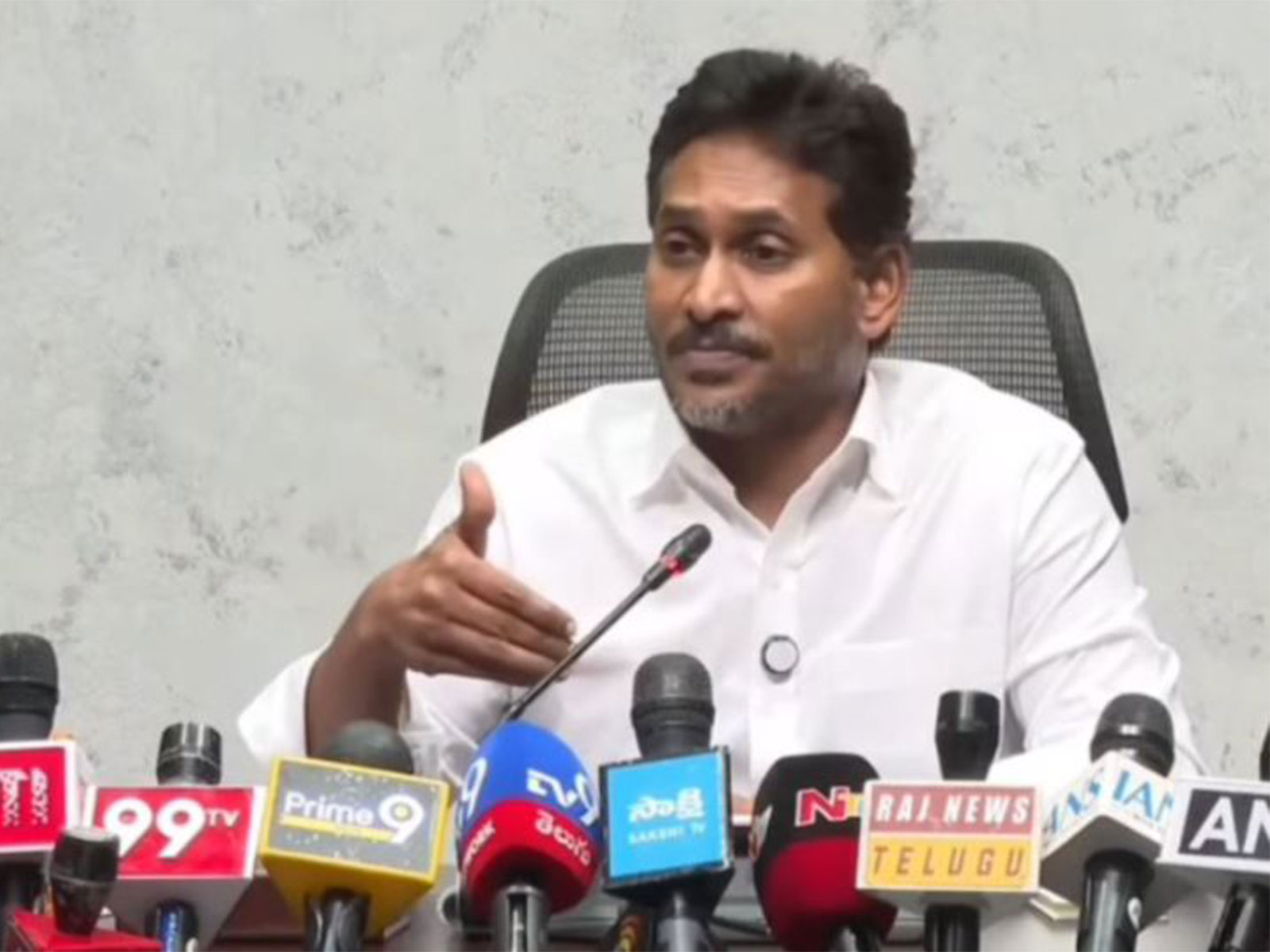 YSRCP chief YS Jagan Mohan Reddy (Photo/YSRCP) YSRCP chief YS Jagan Mohan Reddy (Photo/YSRCP)