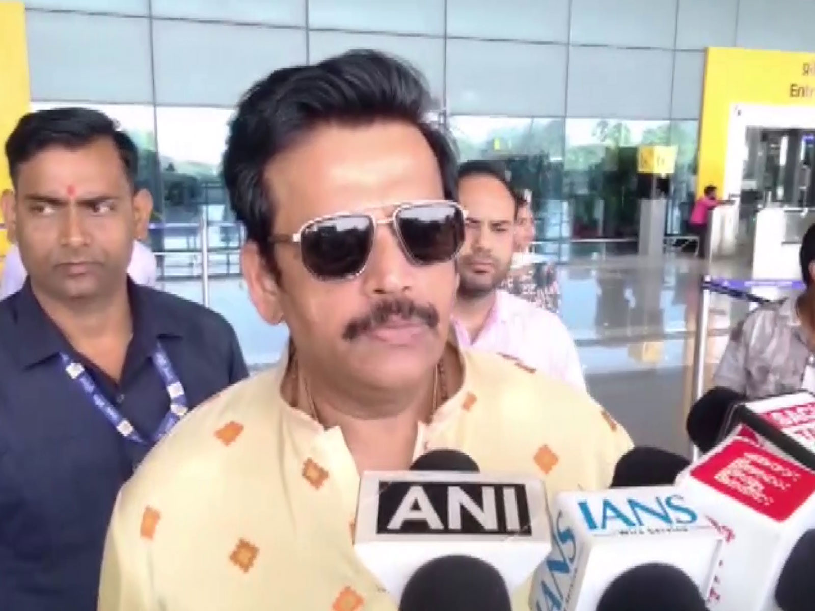 Actor-politician Ravi Kishan (Image source: ANI)