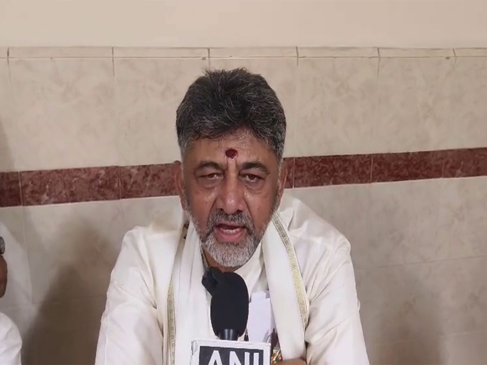DK Shivakumar announces 25-day light show, record drone display for Mysuru Dasara 2026