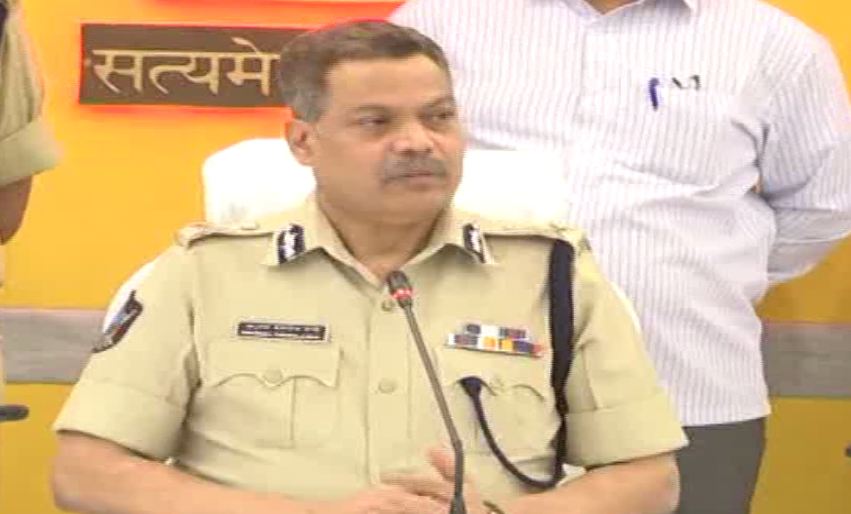 City Police Commissioner Dwaraka Tirumala Rao while addressing a press conference in Vijayawada on Tuesday. Photo/ANI