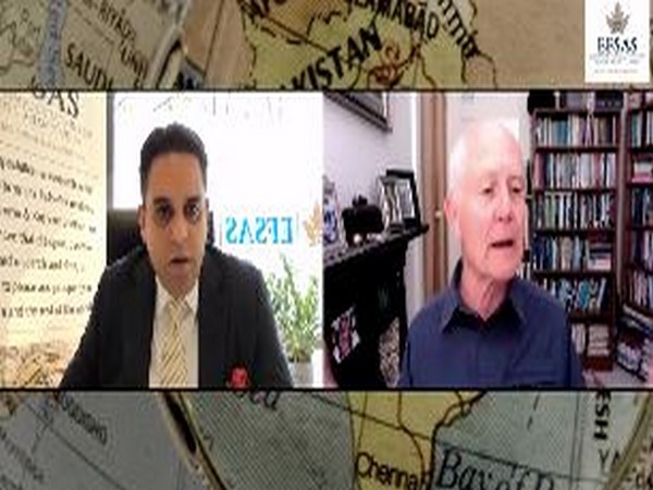 Junaid Qureshi (Director EFSAS) and Professor Mick Moore, political economist and professorial fellow at the Institute of Development Studies at the University of Sussex. 