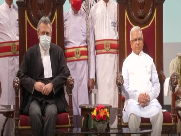 Justice Ravi Vijaykumar Malimath with  MP Governor Mangubhai C Patel at Raj Bhavan (Photo/ANI)