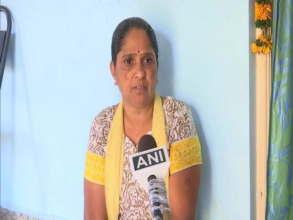 ASHA worker Krishnaveni speaking to ANI in Bengaluru, Karnataka on Friday. Photo/ANI