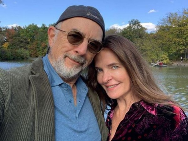 Richard Schiff and Sheila Kelley (Image courtesy: Instagram)