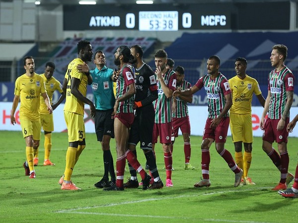 ATKMB and MCFC's battle for the League Winners Shield is set to go down to the wire (Image: ISL)