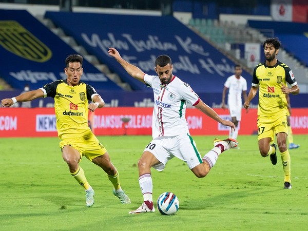 ATKMB's Hugo Boumous attempts a shot on goal before being subbed in the 33rd min (Image: ISL)
