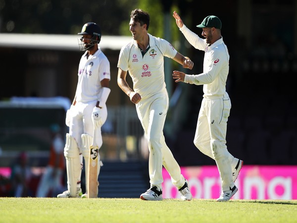 Australia pacer Pat Cummins with Matthew Wade (Photo/ Cricket Australia Twitter)