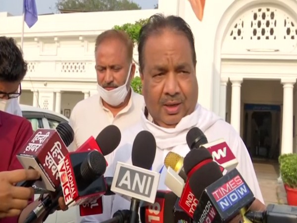 AAP MLA Mohinder Goyal talking to reporters on Monday. [Photo/ANI]