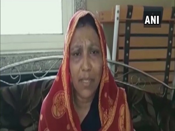 Abeda Tadvi, mother of late Payal Salman Tadvi, talking to ANI on Sunday. Photo/ANI