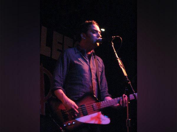 Fountains of Wayne's Adam Schlesinger at a concert 