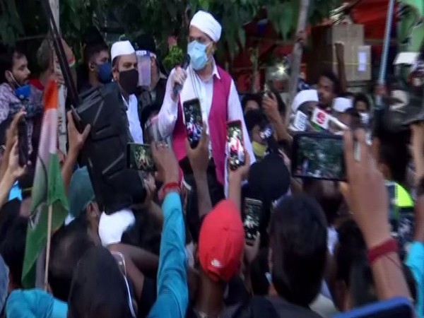 Congress holds protest over law and order situation in West Bengal on Saturday. Photo/ANI