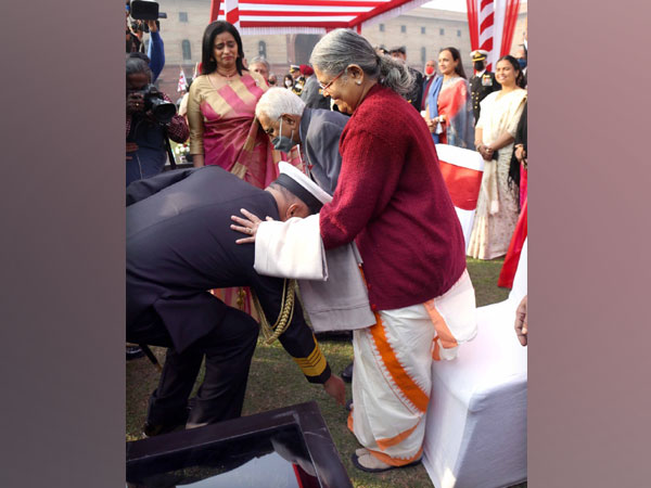 Admiral R Hari Kumar take blessings from his mother after taking over as Navy chief